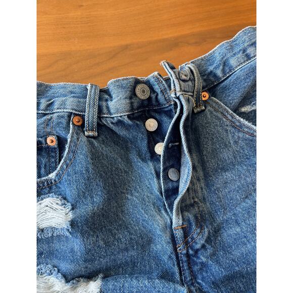 Pre-loved Levi's women‎ premium 501 original shorts W26" - Picture 5 of 9